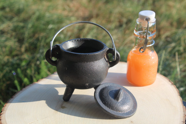Magic Folks Mini Cast Iron Cauldron | Potion Accessories | Sensory Play Tools