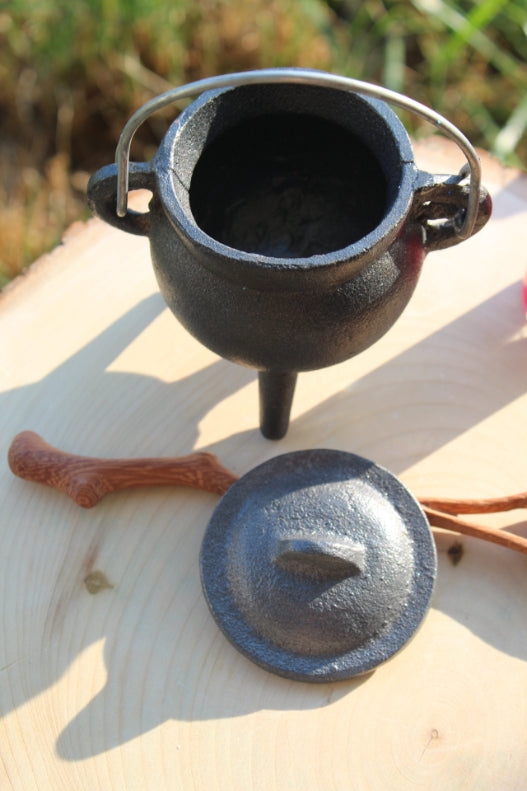 Magic Folks Mini Cast Iron Cauldron | Potion Accessories | Sensory Play Tools